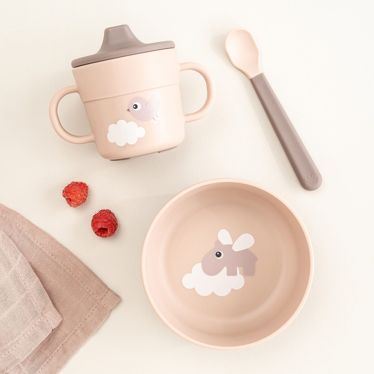 Foodie Barnservis Happy clouds Rosa - DoneByDeer