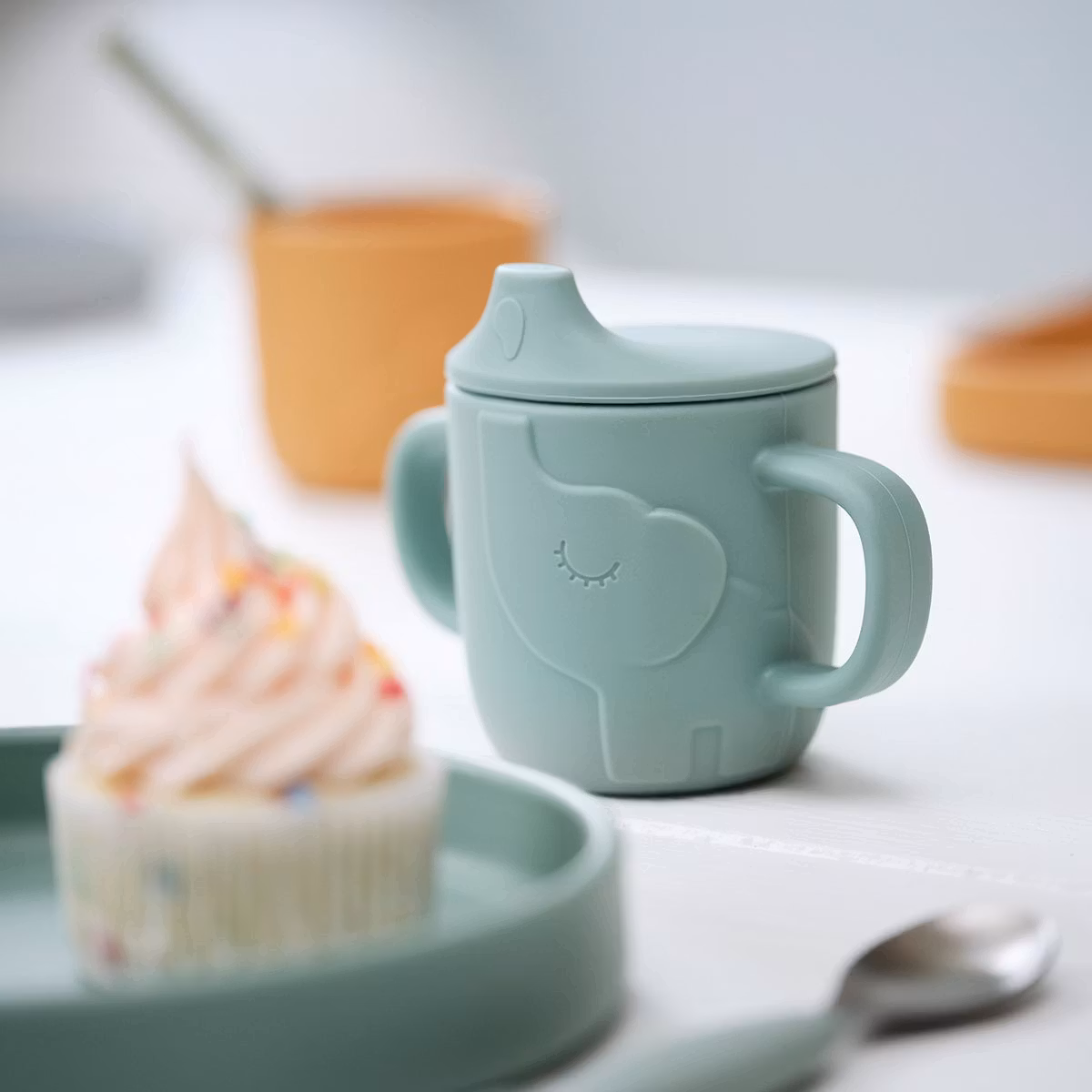 Peekaboo Pipmugg Elphee Rosa - DoneByDeer