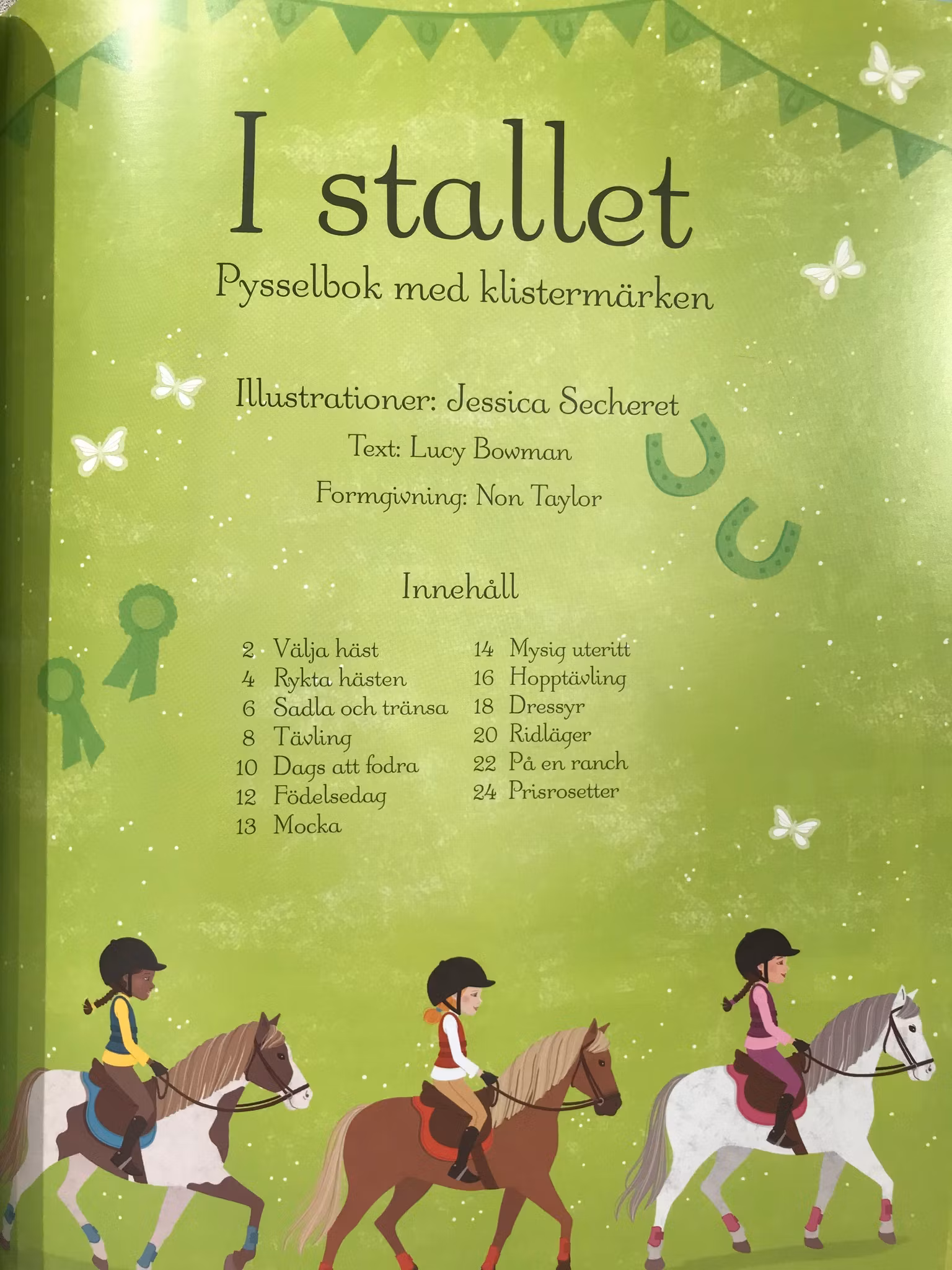 I stallet : pysselbok med klistermärken - Tukan