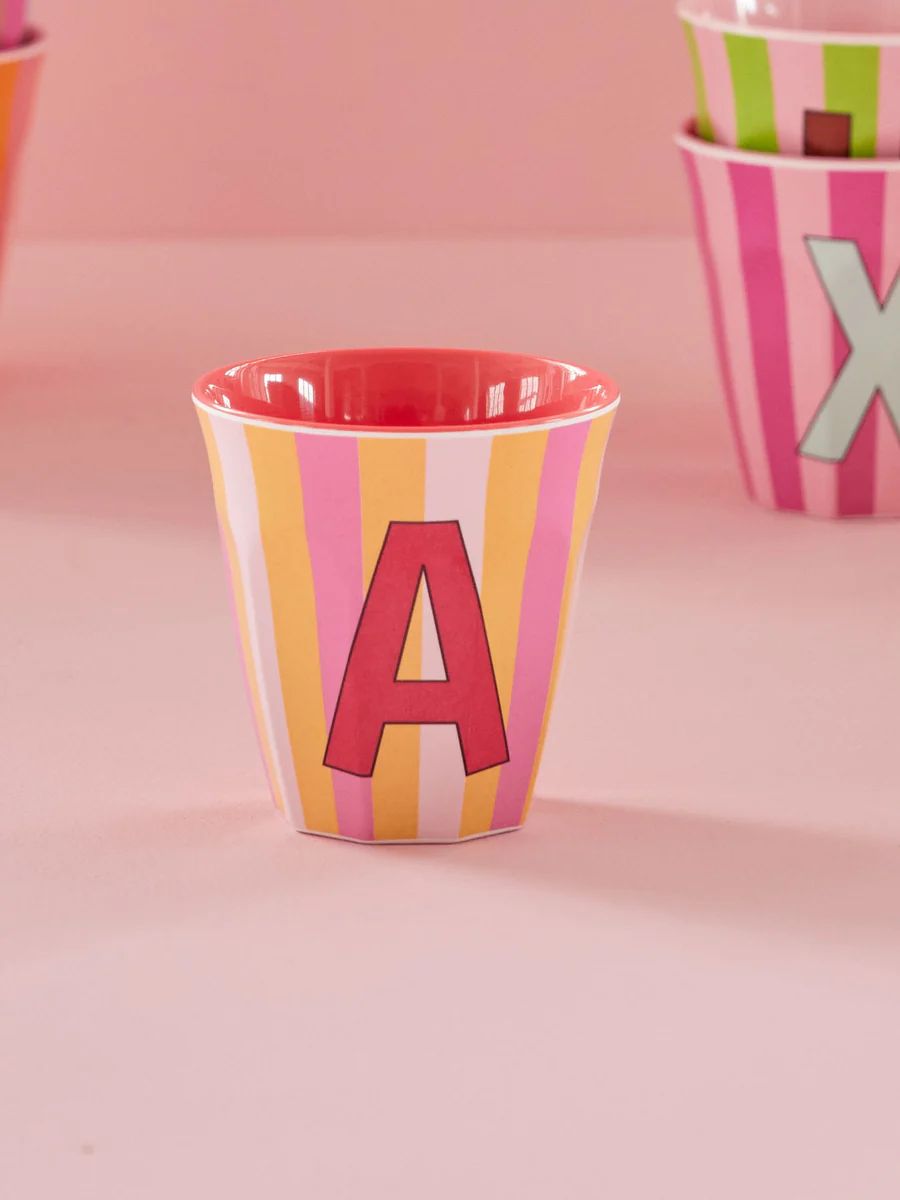 Mugg Bokstaven A - Rosa Ränder