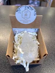 Rough Crystal in Box Clear Quartz (vit)