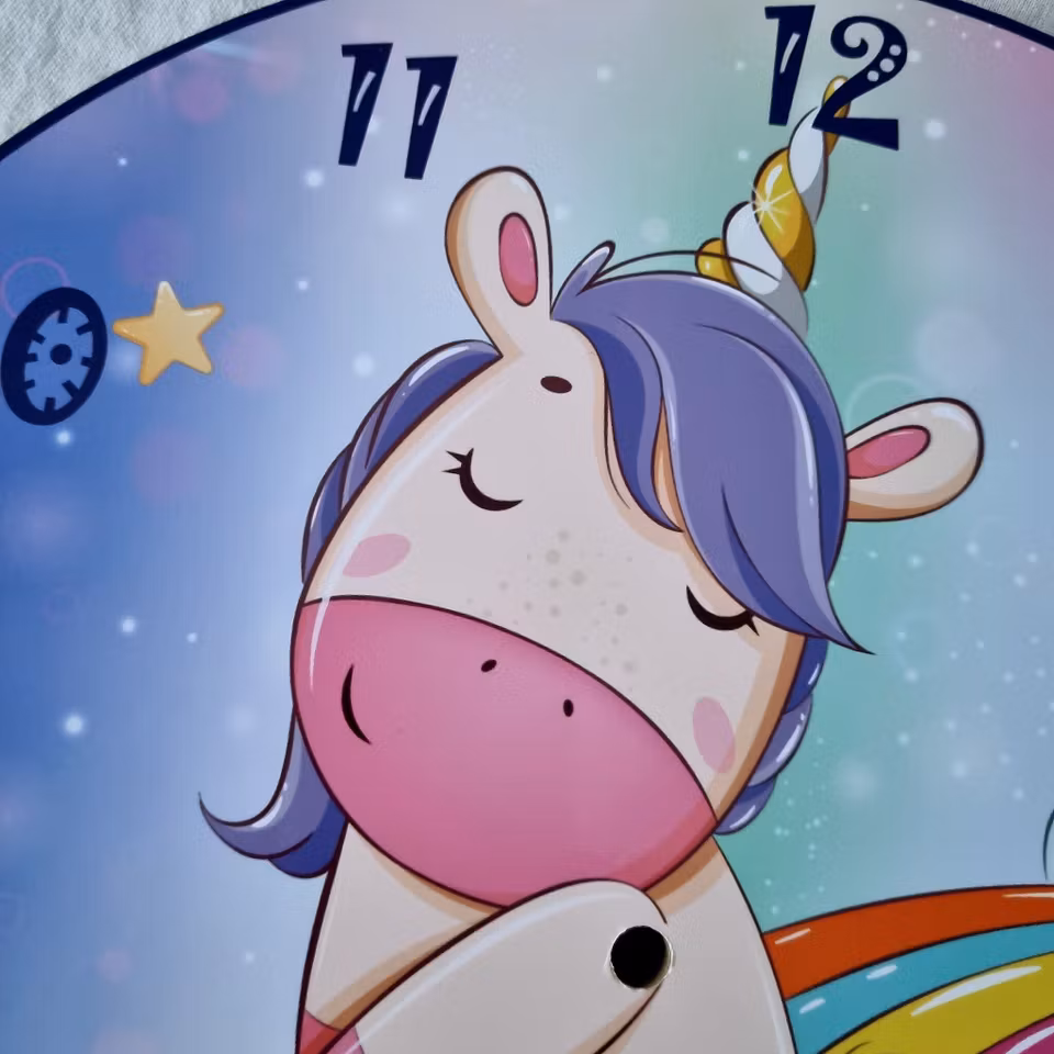 Väggklocka för barn - Söt Enhörning