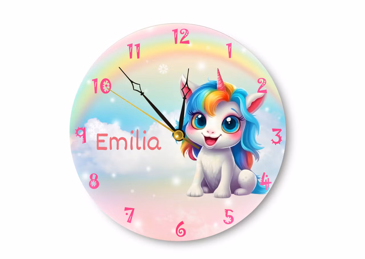 regnbage-monstrad-personlig-väggklocka-barn