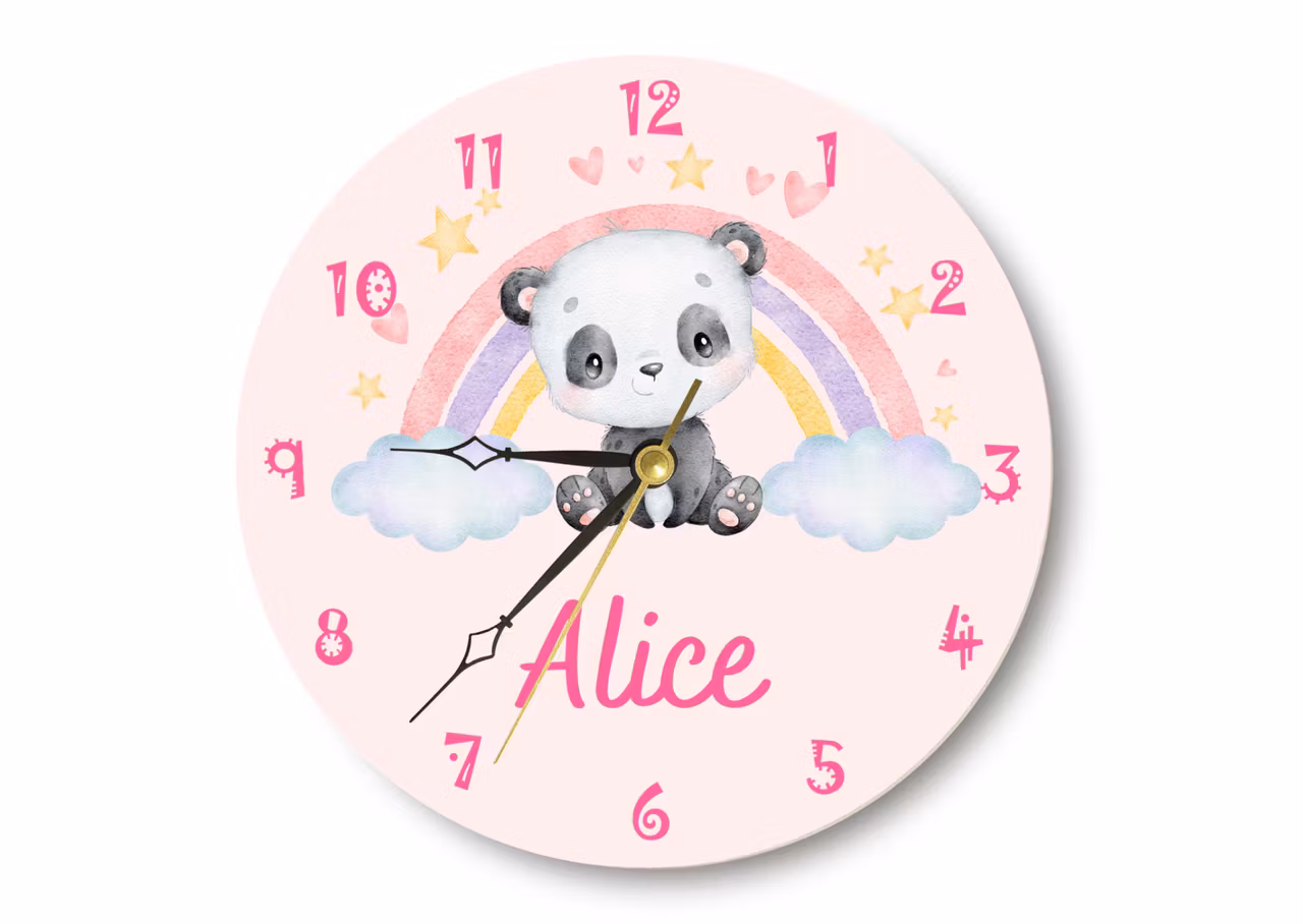 Väggklocka till barnrum - Regnbåge