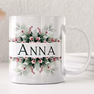Personlig mugg med namn och rosor – elegant blom-mugg i pastell