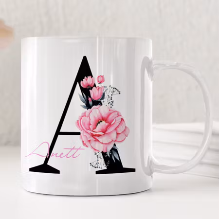 Personlig mugg med namn och rosa blommor – romantisk blom-mugg