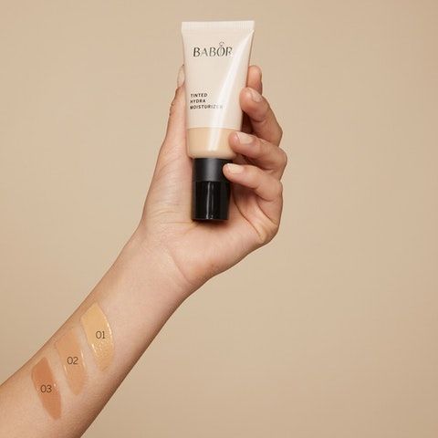 Tinted Hydra Moisturizer 02 natural