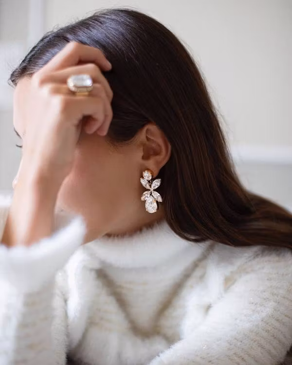 Dione Earrings / Crystal