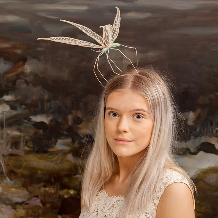 Diadem med insekt