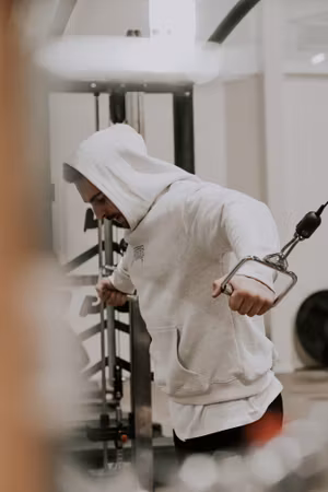 THROWBACK HOODIE