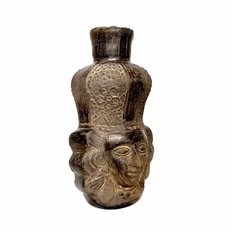 Maya noin (700-1350 jKr) Chimu-keramiikka