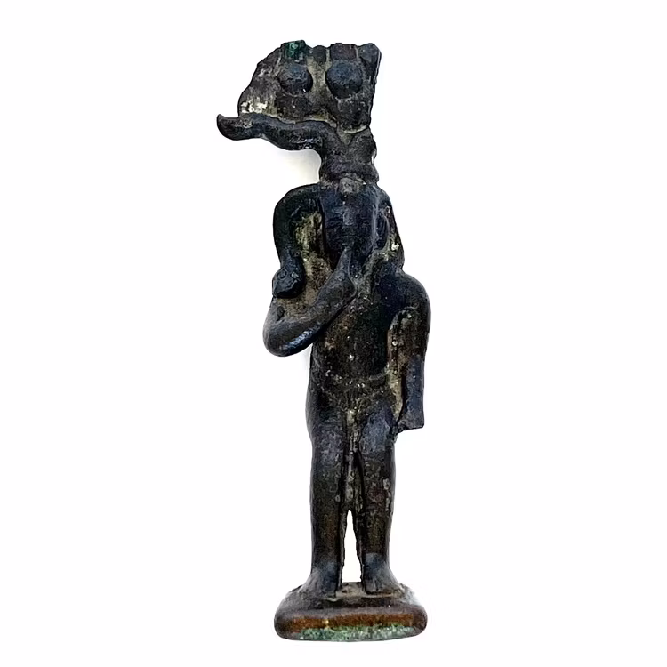 Muinainen egyptiläinen Amun-pronssinen patsas, kuvanveistäjä Harpocrates (1400-688 eKr.)