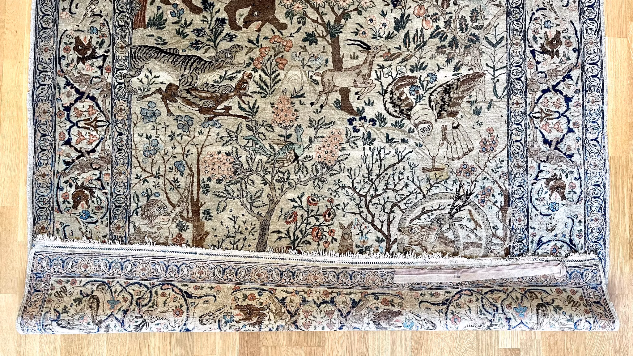 Alfombra antigua de Tabriz, fechada en 1218 d. H. (1803)