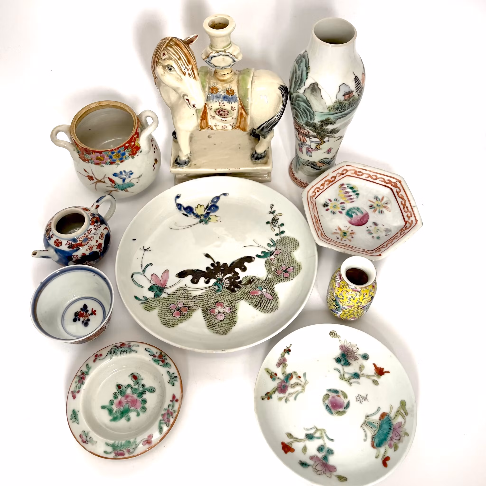 Parti Kinesiskt porslin foremål, Qing dynastin (1644-1912)