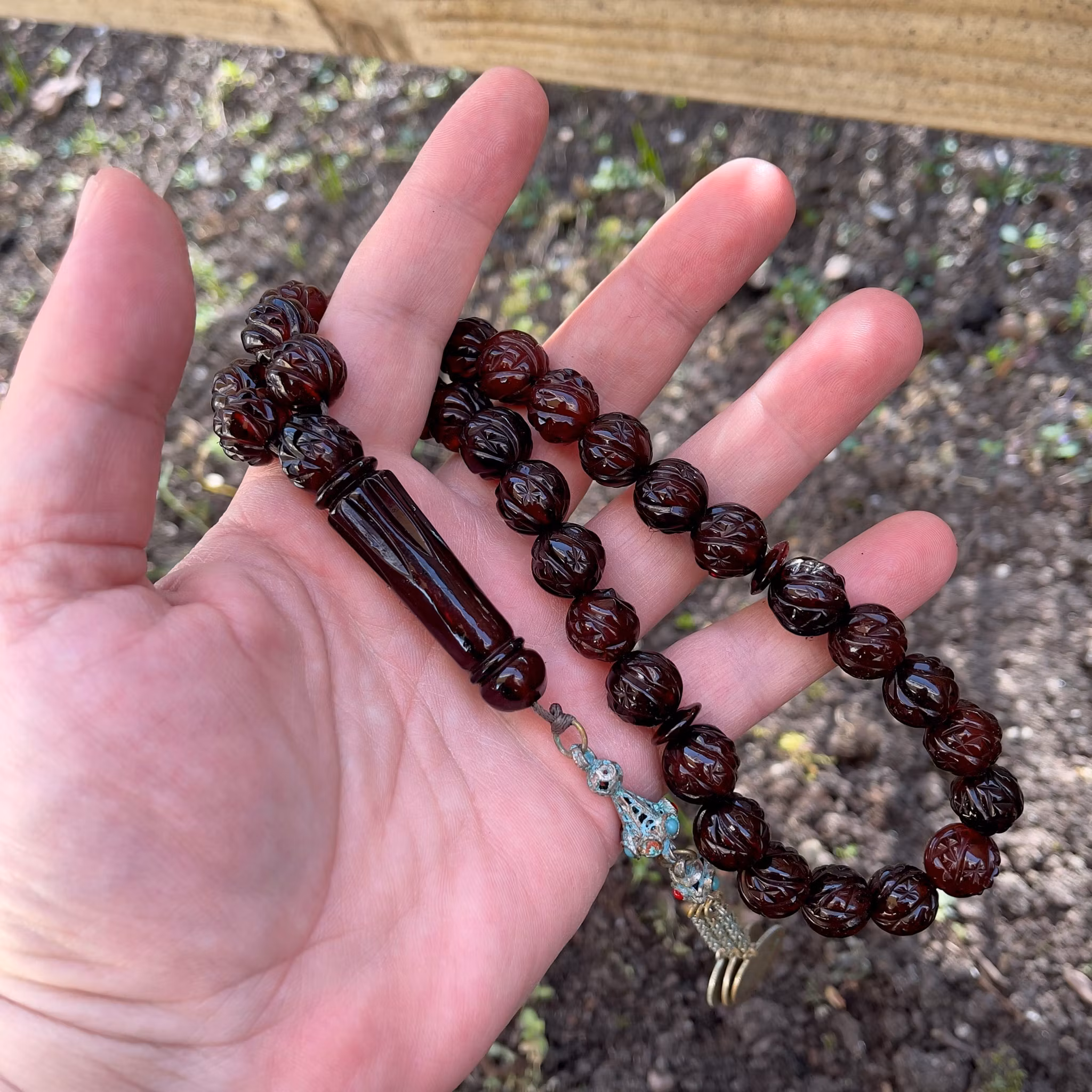 Gammal naturlig baltisk bärnsten radband, 65 gram