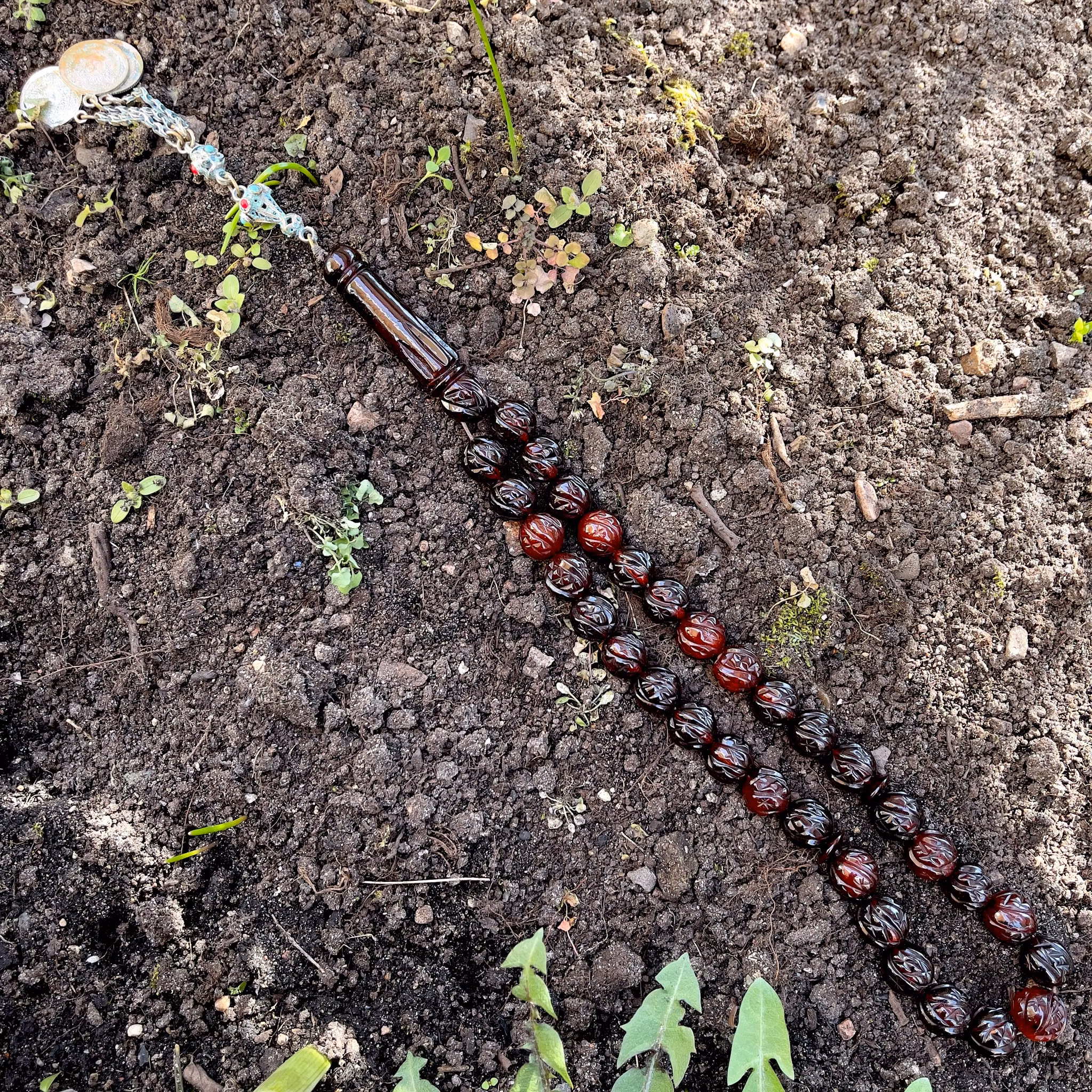 Gammal naturlig baltisk bärnsten radband, 65 gram