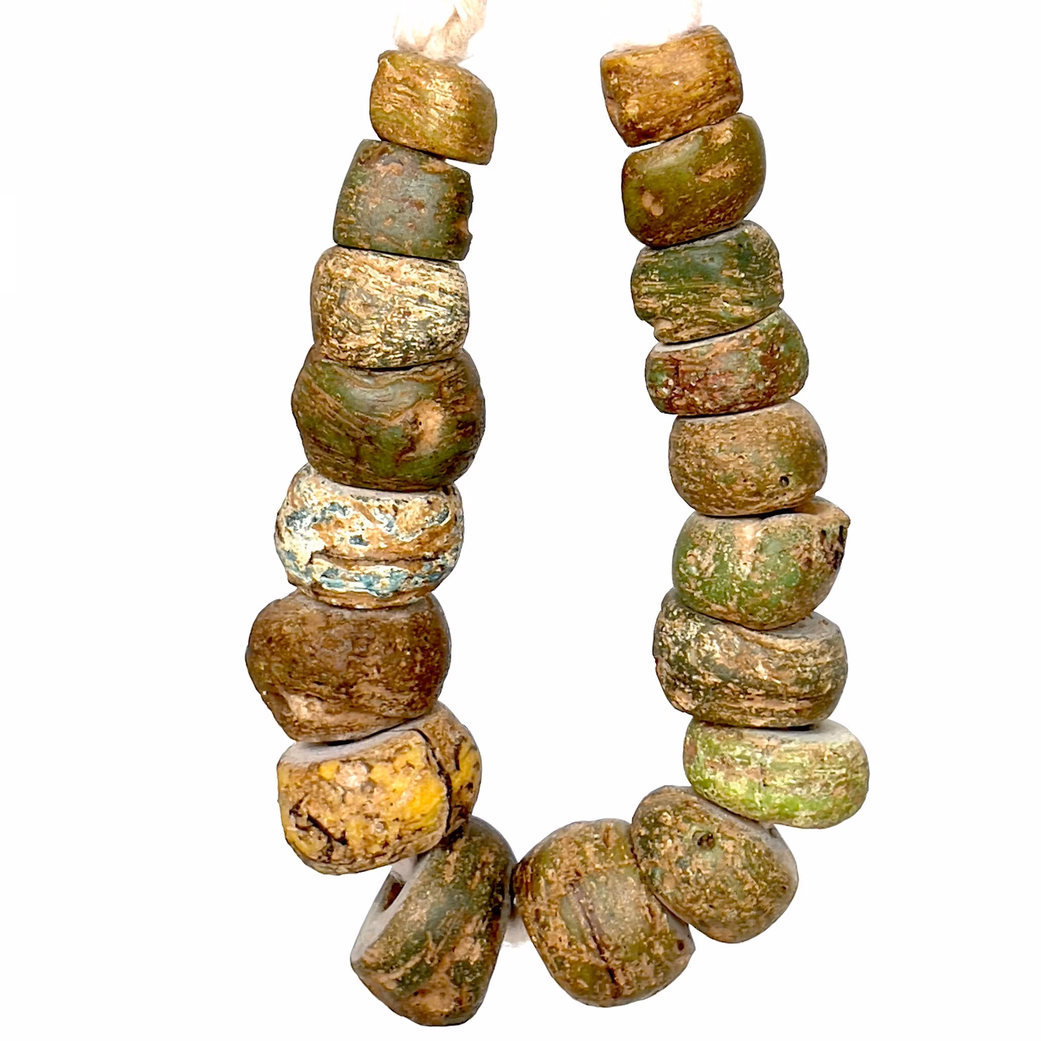 18 St. Oude Romeinse stenen kralen 700 v.Chr. – 400 v.Chr.