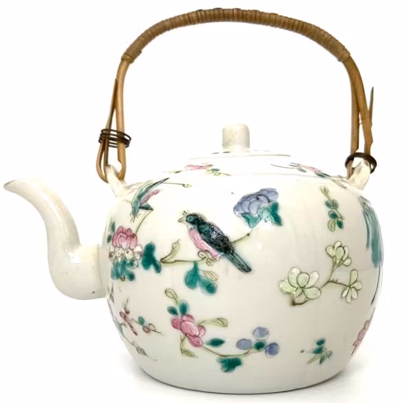 Chinesische Teekanne aus Porzellan, Tongzhi-Marke und Periode (1862-1874)