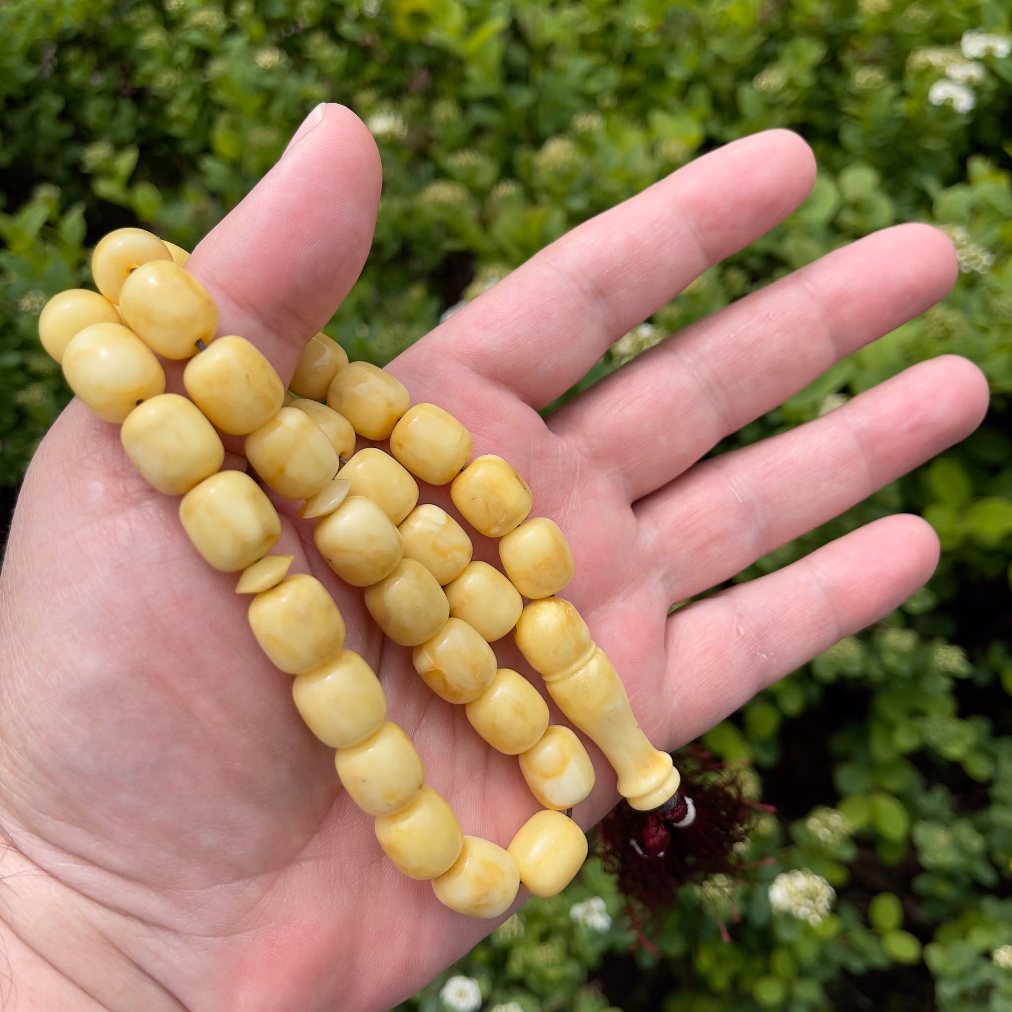 Naturlig pressat vit Baltiska bärnsten radband, 47 g