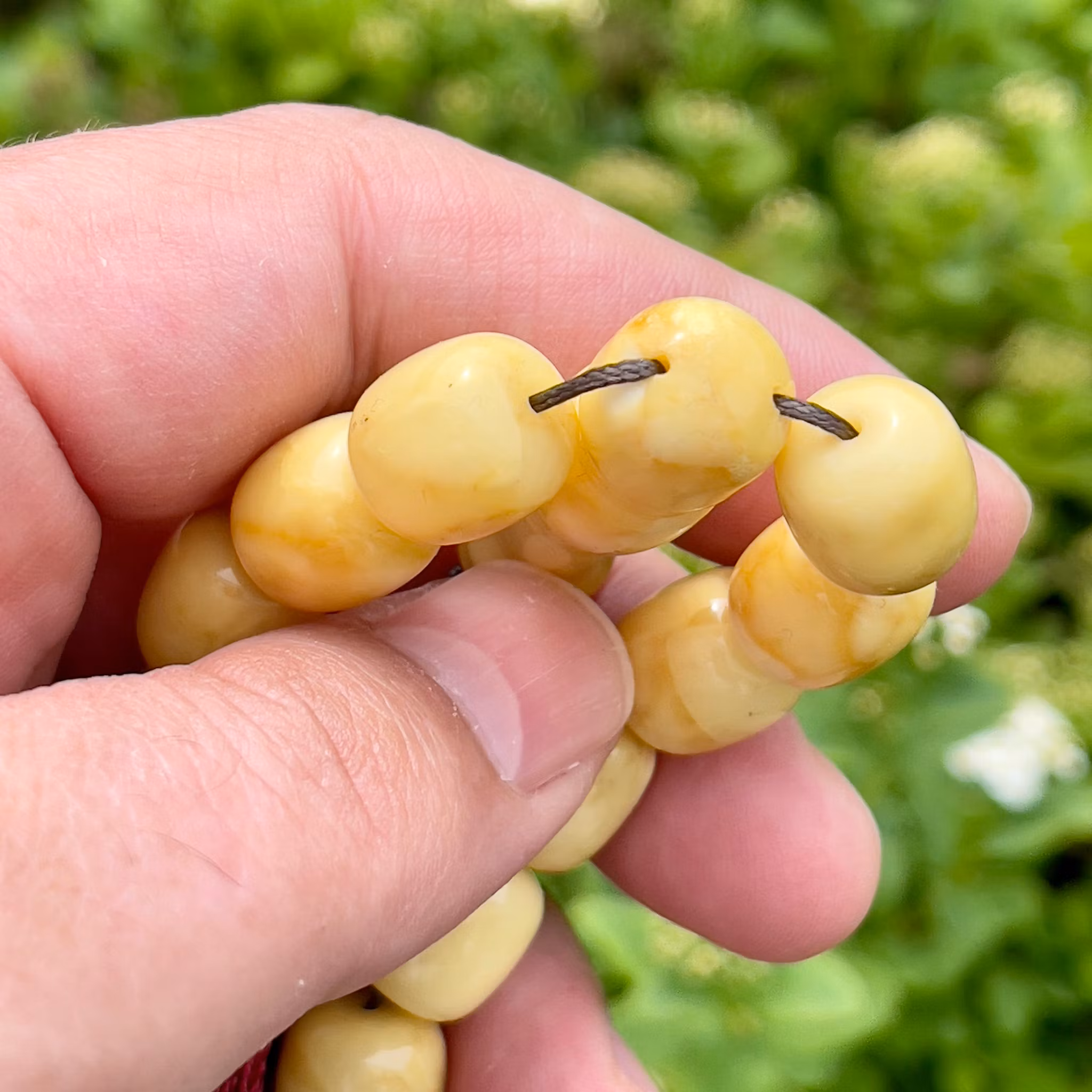 Naturlig pressat vit Baltiska bärnsten radband, 47 g