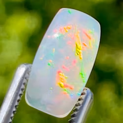 3,90 Karat Etiopisk naturlig obehandlad Opal
