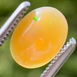 2,95 Karat Naturlig obehandlad Opal