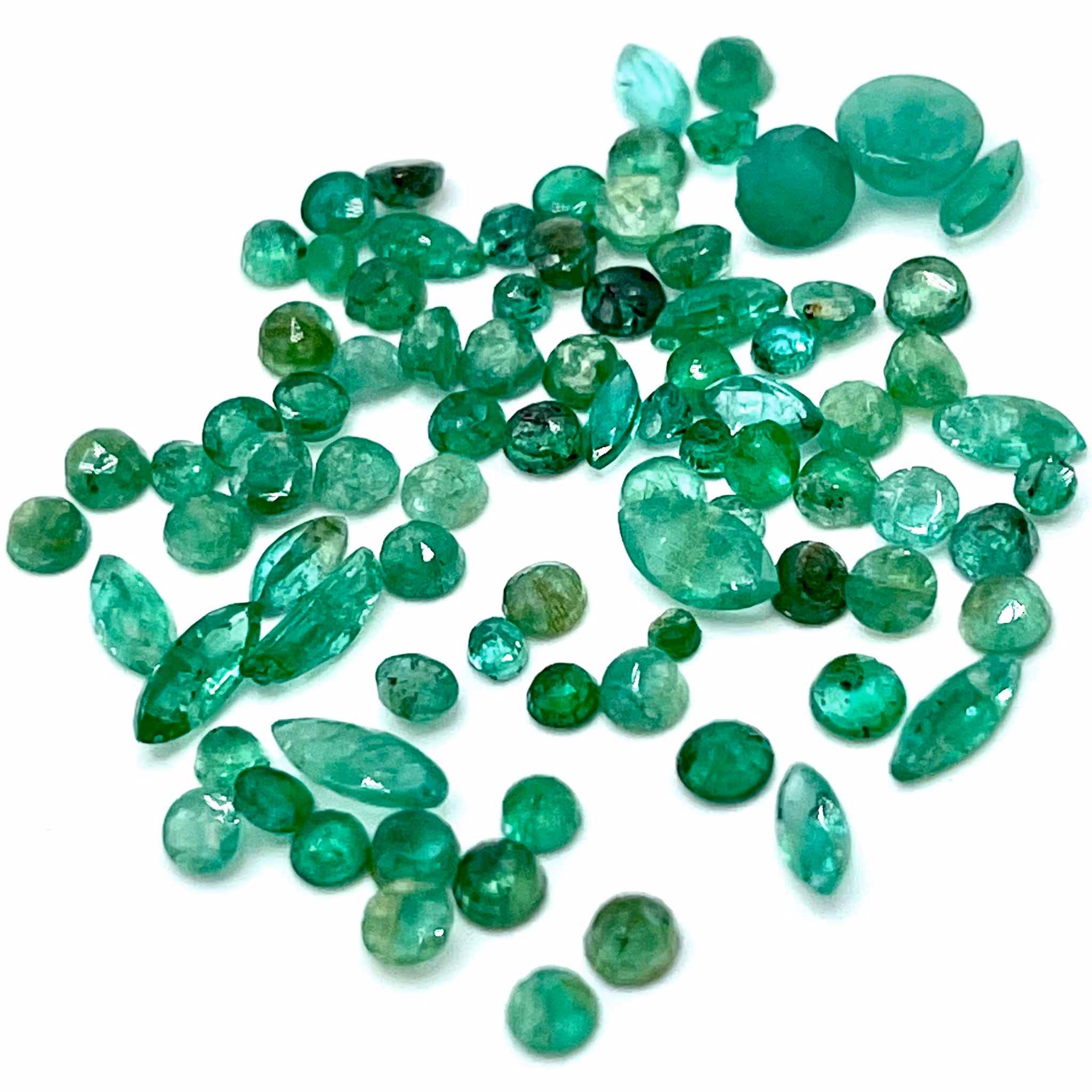 7.85 Carats Natural emerald