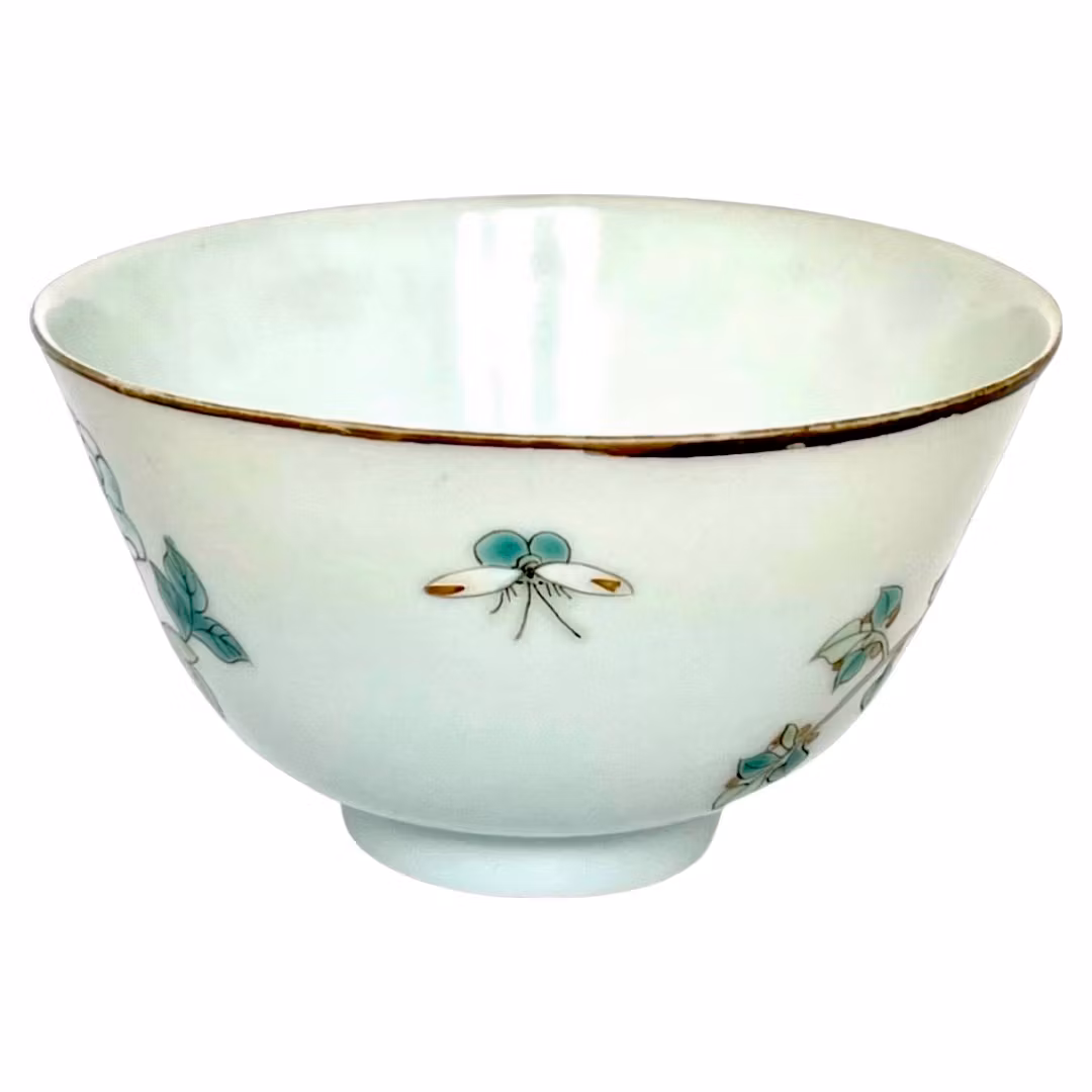Tongzhi mark and period (1862-1874) Chinese porcelain bowl