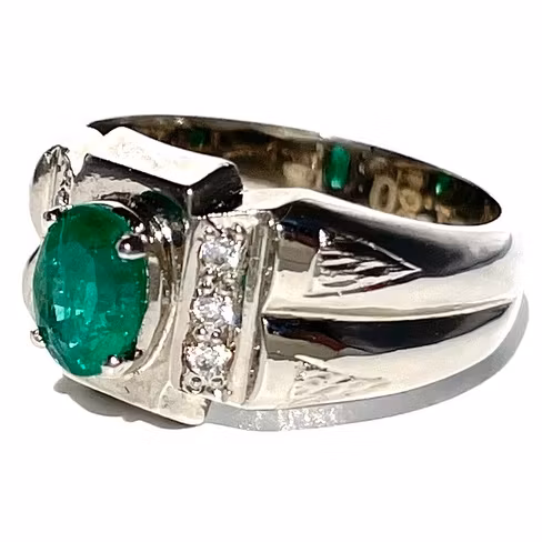 1.80 carat natural emerald, handmade silver ring with certificate