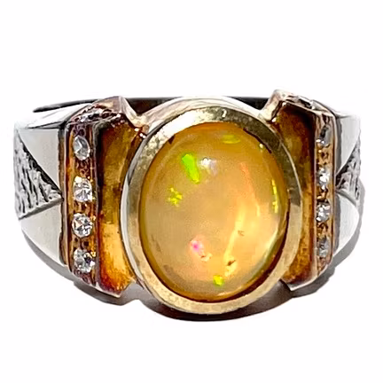 3,60 Karat, naturlig opal, silverring med certifikat