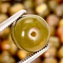 Gammal bakelit blandade pärlor 1010 g