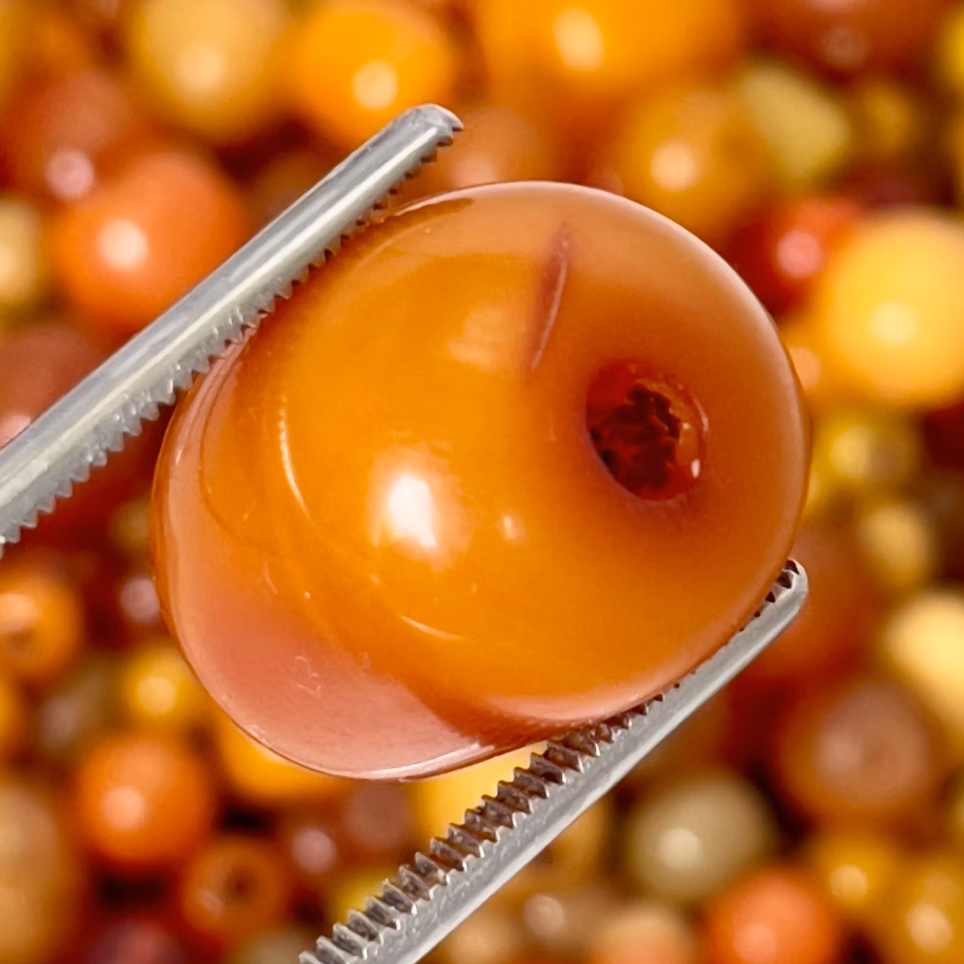 Gammal bakelit blandade pärlor 1690 g