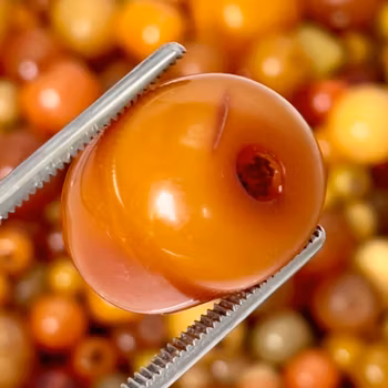 Gammal bakelit blandade pärlor 1690 g