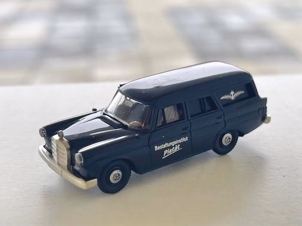 Brekina Mercedes 190