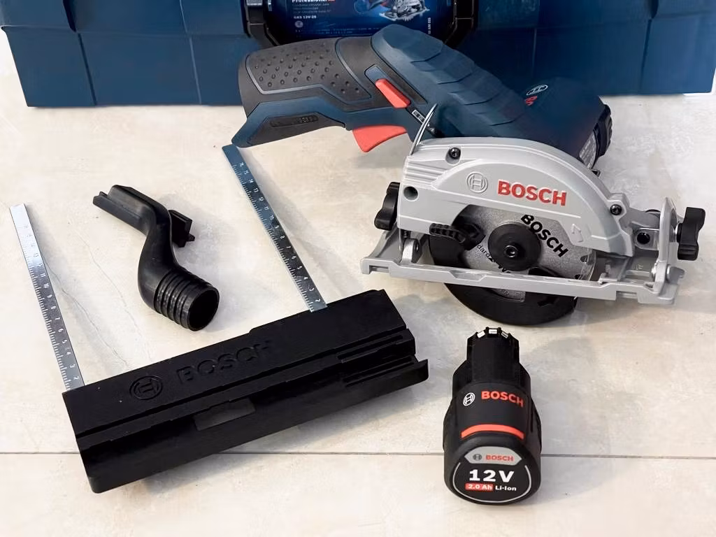 Bosch Professional cirkelsåg GKS 12V -26