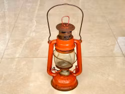 Äldre oljelampa BAT no 158