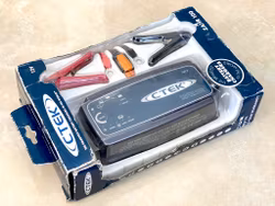 CTEK Safir 100 Bilbatteri laddare 12 V 7A