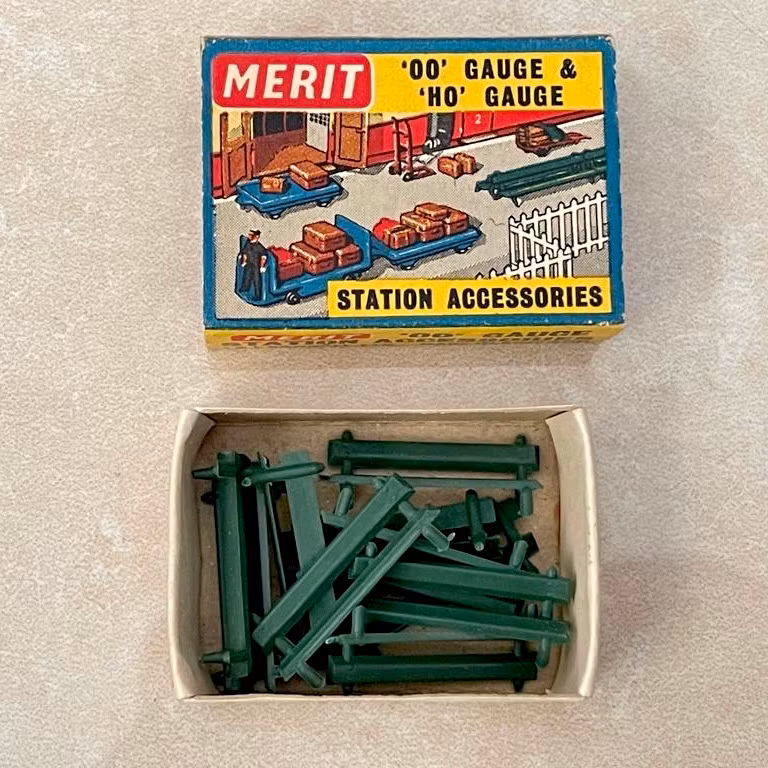 Merit Platform Seats 5061 HO