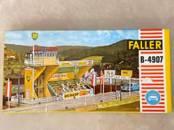 Faller Grandstand BBP Auto Motor Sport B4907 HO
