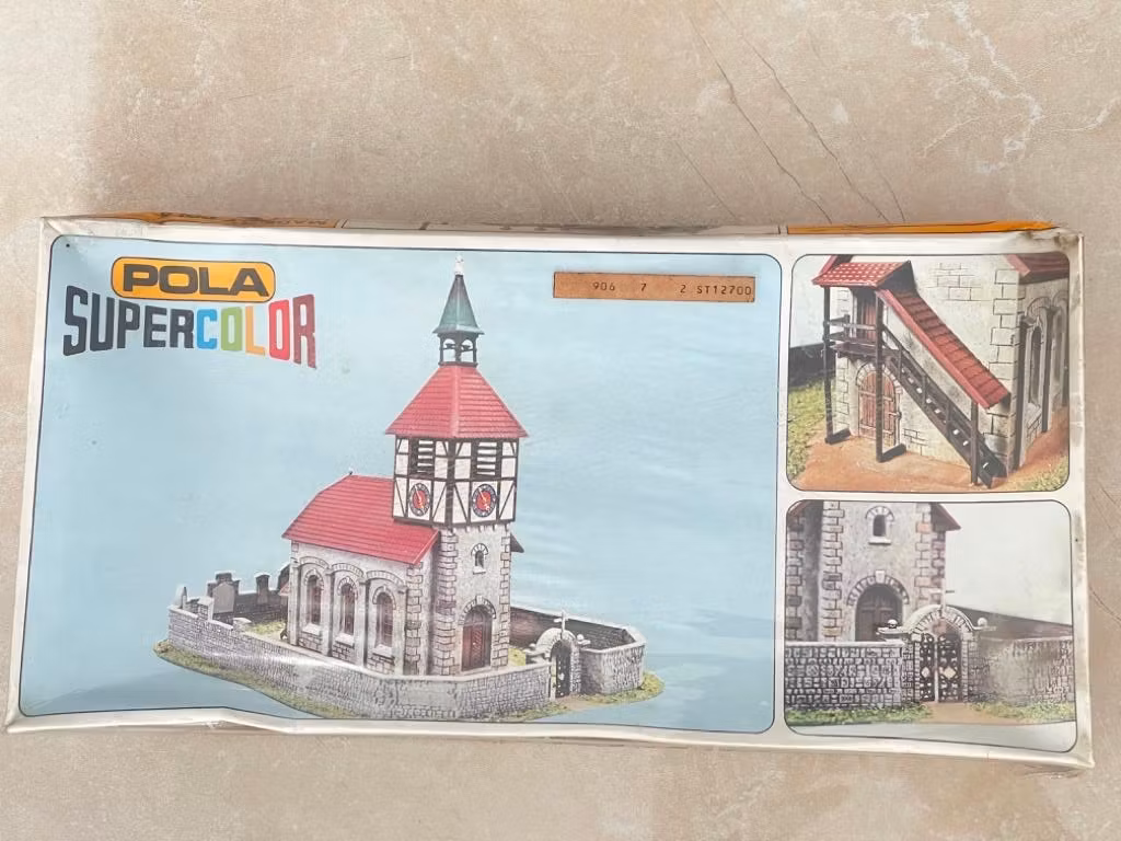 Pola Super Color Village Church 607 HO