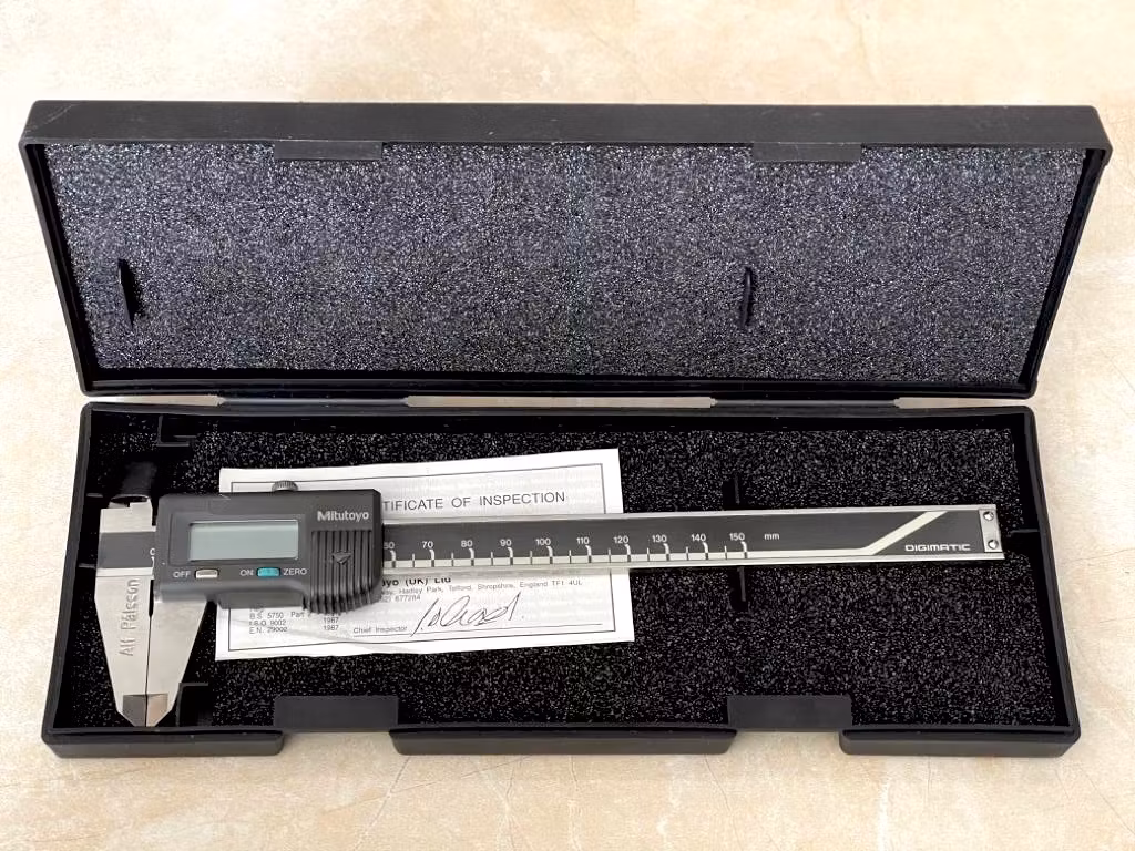 Mitutoyo Digital Vernier Caliper CD 15B