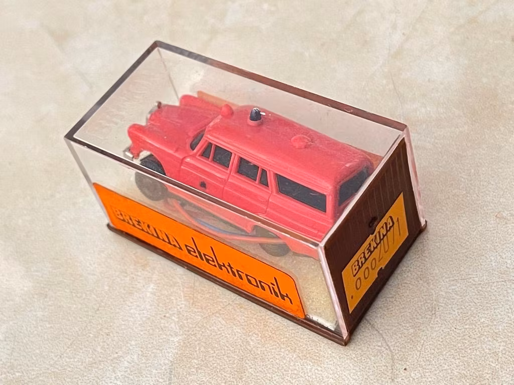 Brekina 2071 Mercedes Benz 190C