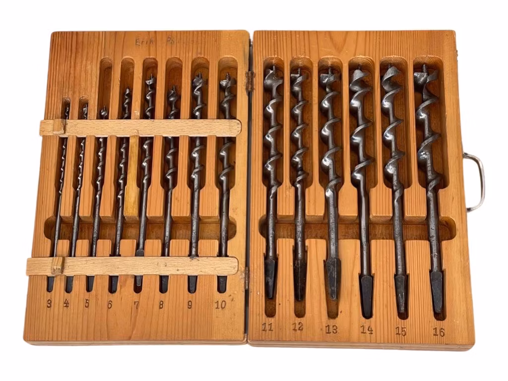 Spiralborrsats 14 st i trälåda