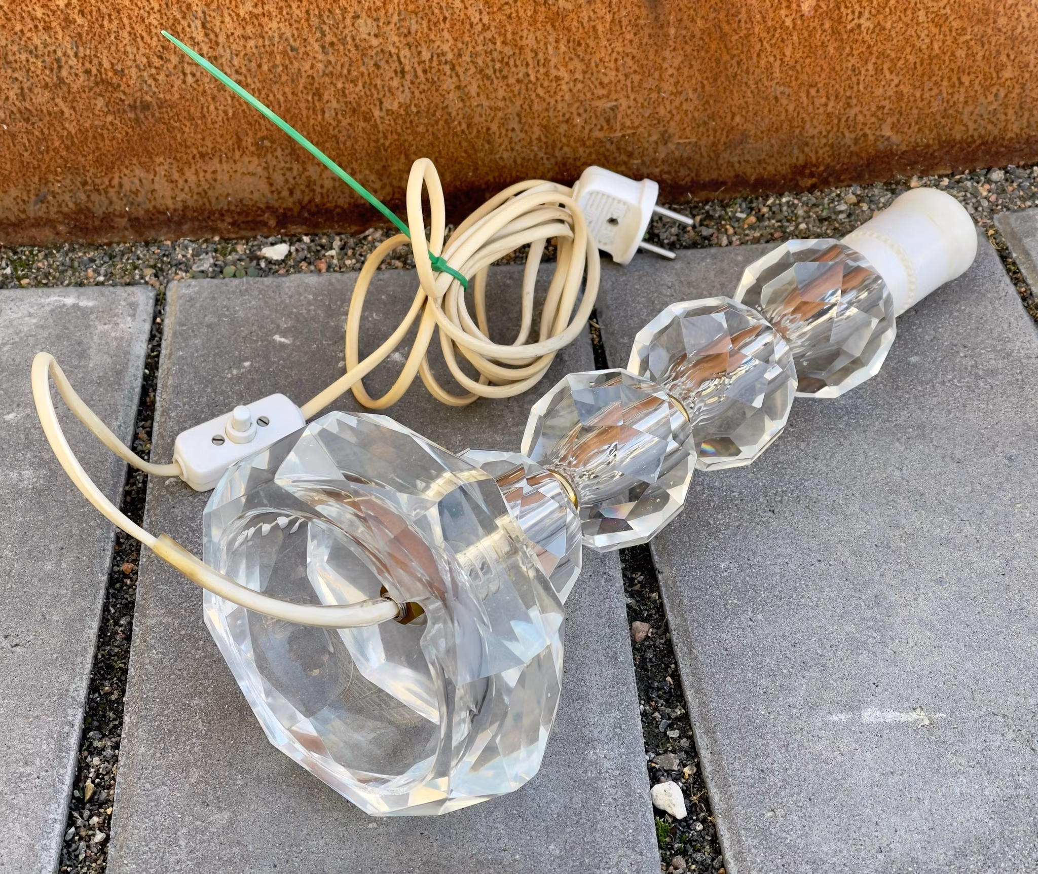 Lampa stołowa Orrefors Carl Fagerlund