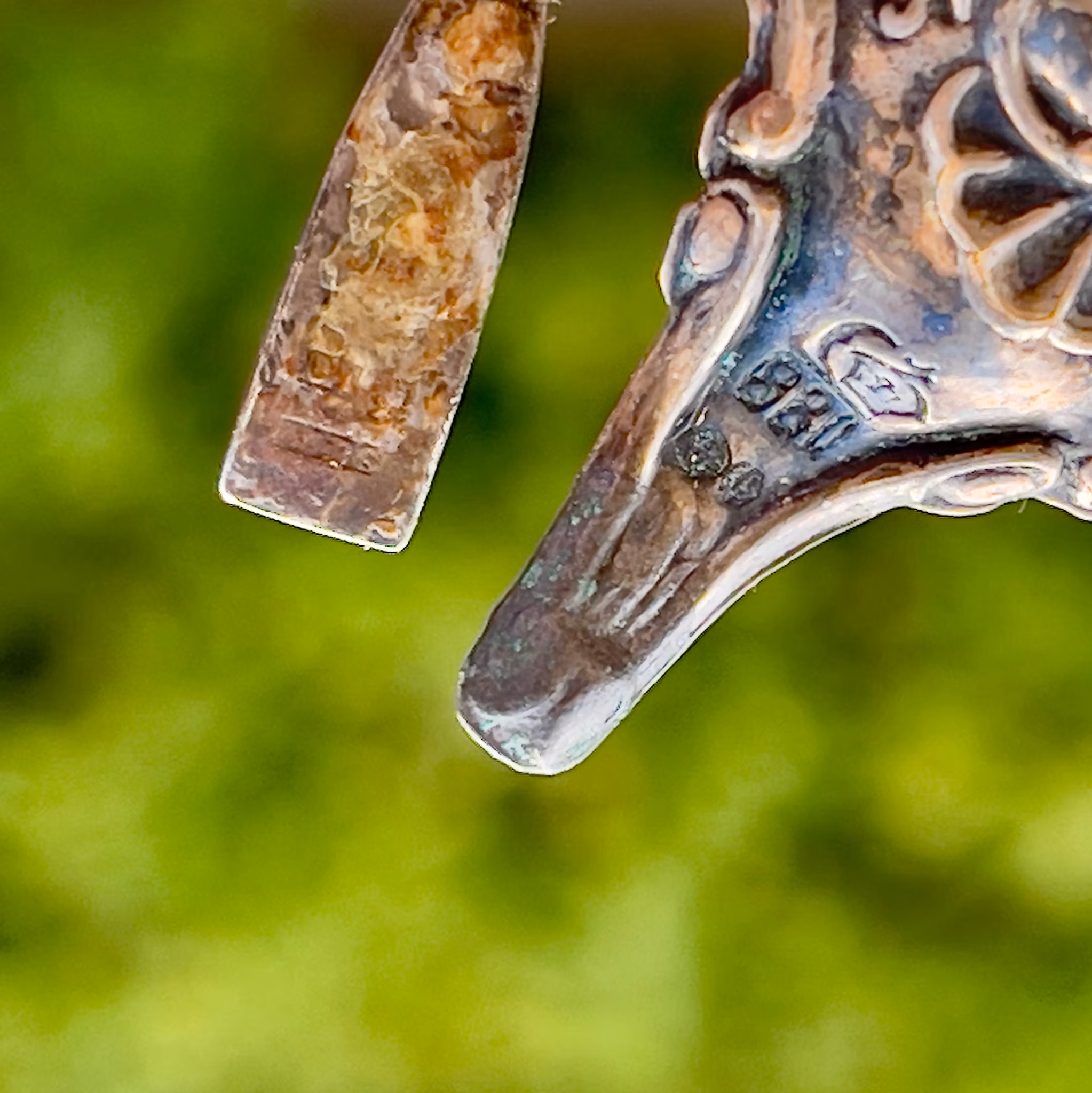 Salero, plata 880, cristal azul