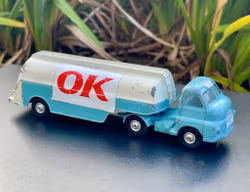 Juguetes Corgi - Bedford, Inglaterra