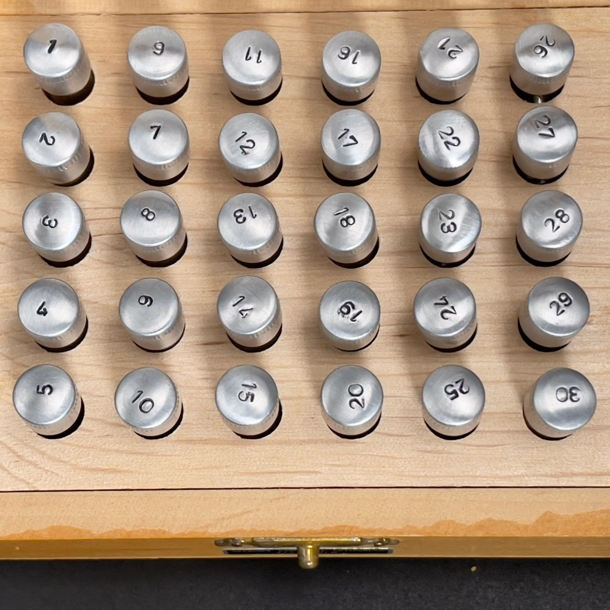 Bergeon, asortyment 2646 - Śruby mostowe NHS, szwajcarskie