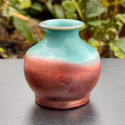 Hermann August Kähler, keramik miniaturevase, signeret