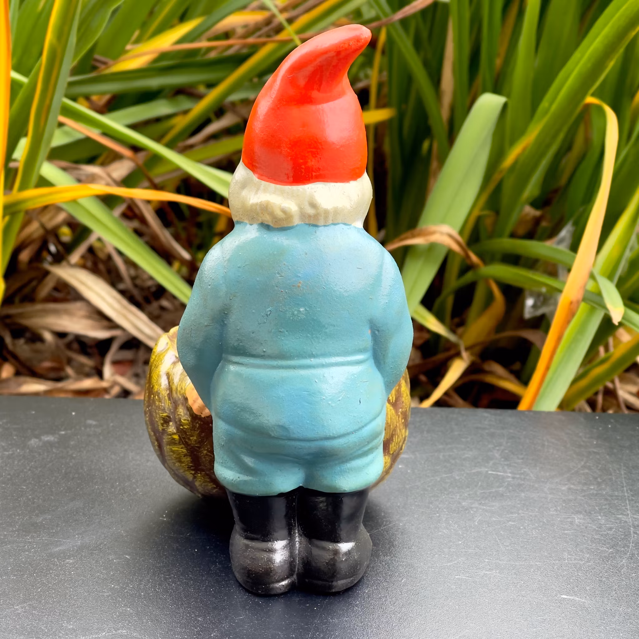 Eldre nisseterrakotta