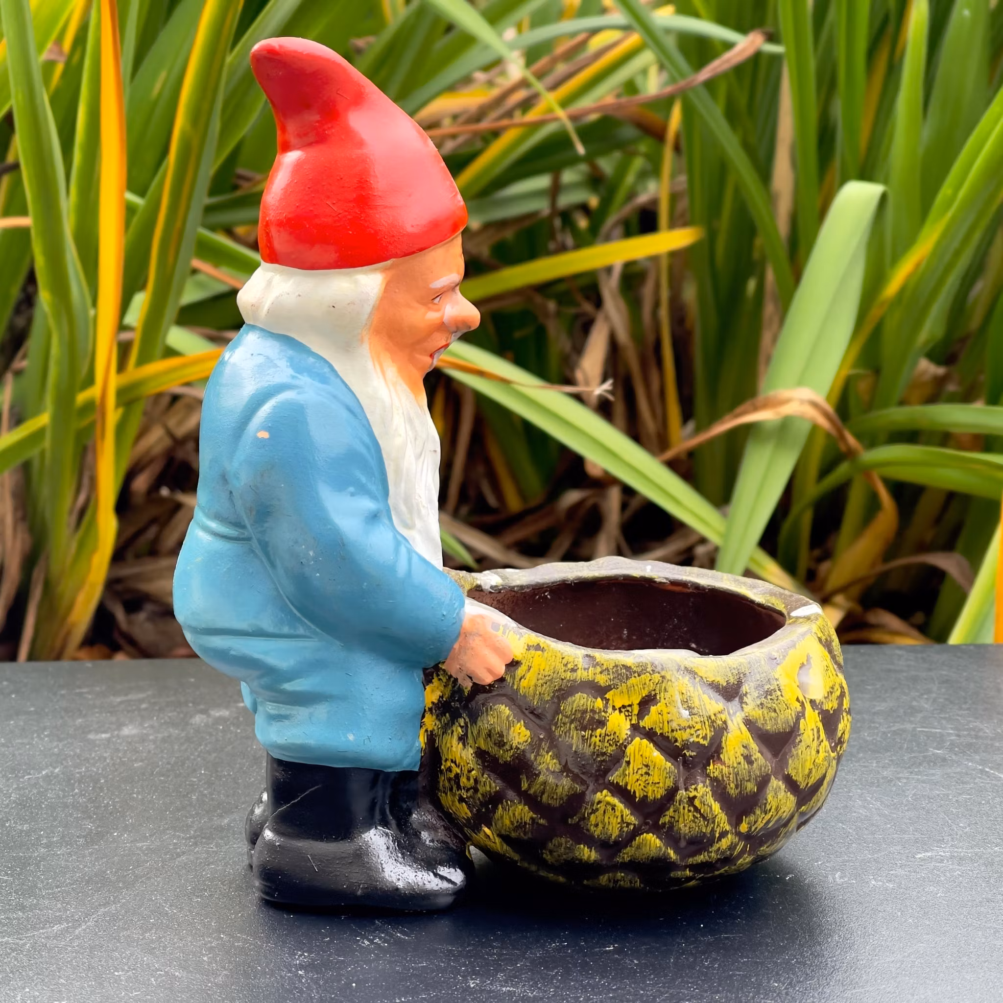 Oudere kerstman terracotta